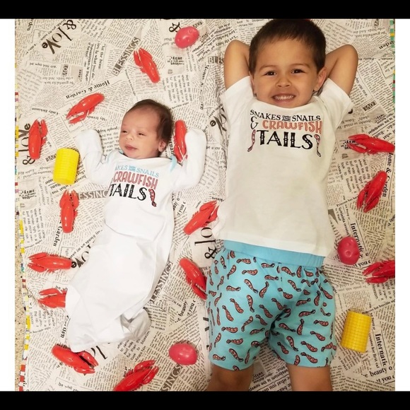 Little Hometown crawfish day gown - Picture 2 of 5